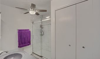 706 Hall Rd, Clay, PA 16001