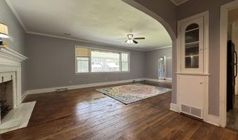 110 Harris St, Bishopville, SC 29010