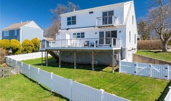433 Wolcott Ave, Middletown, RI 02842