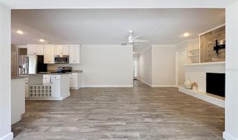 411 MONTICELLO Dr, Altamonte Springs, FL 32701
