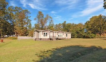 134 WALNUT St, Calhoun Falls, SC 29628