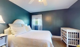 3934 Sheffield Dr, Charlotte, NC 28205