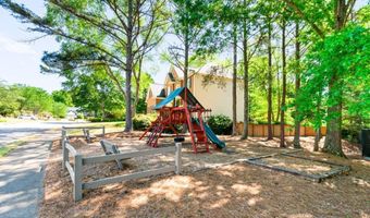 12350 Clairmonte Ave, Alpharetta, GA 30009
