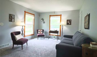 506 12th Ave NW, Altoona, IA 50009