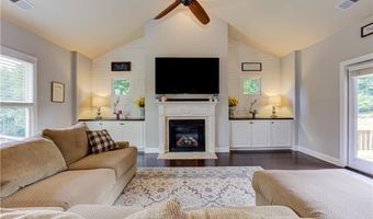8510 Hightower Rdg, Ball Ground, GA 30107