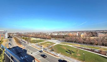 737 SWANN Ave 308, Alexandria, VA 22301