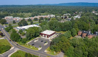 22 Dale Rd, Avon, CT 06001