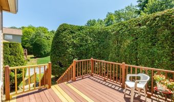 60 Algonquin Trl 60, Ashland, MA 01721