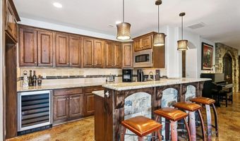 1302 E Bluestem Ct, Andover, KS 67002