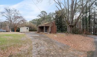 4120 S Lakeshore Dr, Acworth, GA 30101