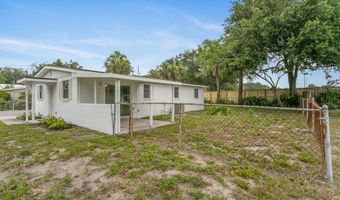 729 SAILFISH Dr E, Atlantic Beach, FL 32233