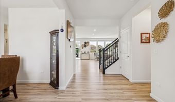 900 Treeline Dr, Algonquin, IL 60102