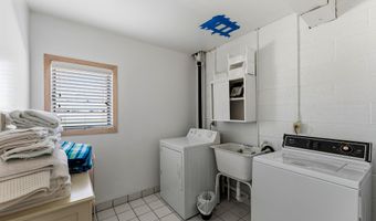 6709 Dune Dr, Avalon, NJ 08202