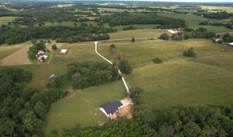21696 Lawrence 1230, Aurora, MO 65605