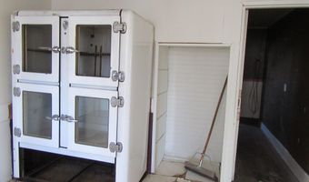 9805 E Langell Valley Rd, Bonanza, OR 97623