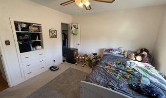 627 1st St, Nashwauk, MN 55769