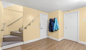 22 Whipple Ave, North Providence, RI 02911