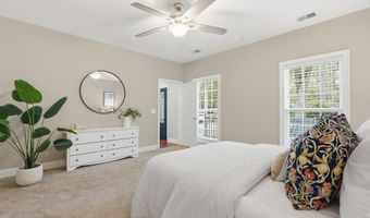 56 Wade Hampton Dr, Beaufort, SC 29907