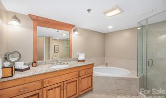 222 Bowling Park Rd, Asheville, NC 28803