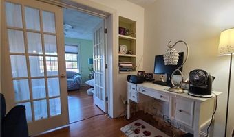 15 Saw Mill Dr 303, North Kingstown, RI 02852