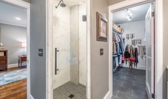 3729 Broadview Dr, Cincinnati, OH 45208
