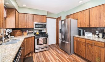 446 Adaway Ave SE, Ada, MI 49301