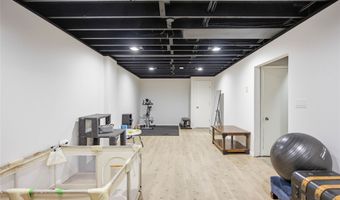 602 NW Greenwood St, Ankeny, IA 50023