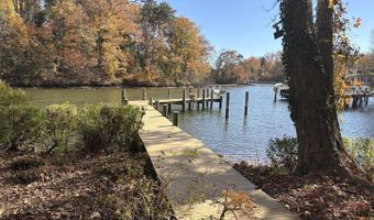 2639 GREENBRIAR Ln, Annapolis, MD 21401