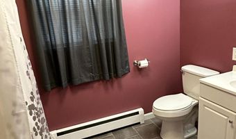 95 Sanford Street St, Bangor, ME 04401