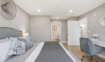 9 Joseph N Zenga Jr Blvd 306, East Greenwich, RI 02818