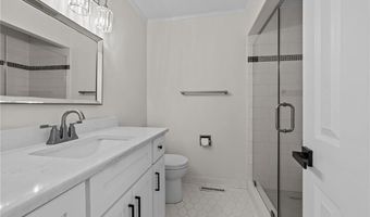 1025 Neely Dr, Asheboro, NC 27205