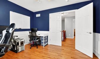 1316 Red Oak Plantation Dr, Ballwin, MO 63021