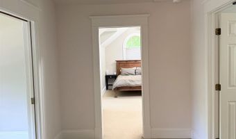 54 Muirfield Rd, Burlington, VT 05408
