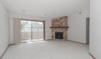 1611 W Partridge Ct 8, Arlington Heights, IL 60004
