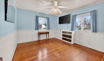 102 Willett Ave, East Providence, RI 02915