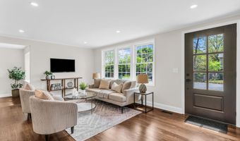 620 Tiller Ave, Beachwood, NJ 08722