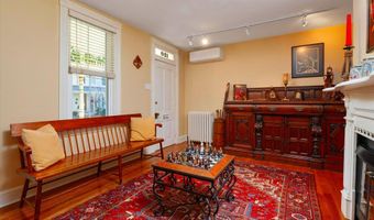 120 CHESAPEAKE Ave, Annapolis, MD 21403