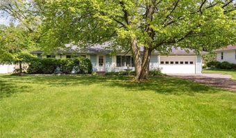 915 Sharondale Dr, Amherst, OH 44001