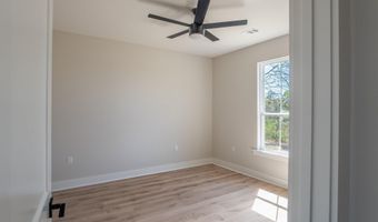 240 Michelle Dr, Beebe, AR 72012