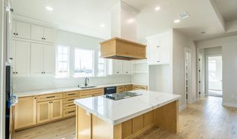 10 NE Armlei Dr, Andrews, TX 79714