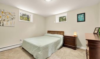 4112 DOWNING St, Annandale, VA 22003