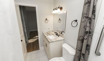 414 Pine Glen Dr, Albany, GA 31705