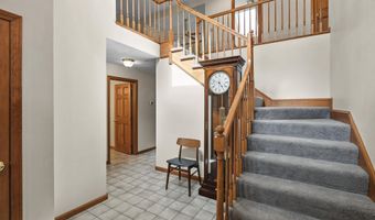 9 Maxwell Dr, Brookline, NH 03033