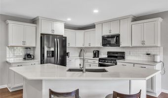 172 Northill Dr F, Amherst, NY 14221