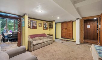4737 W BROADWAY Dr, Appleton, WI 54913