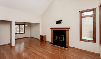 3814 Brookdale Ave, Ames, IA 50010