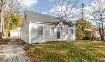 30 Bear Hill Rd, Cumberland, RI 02864