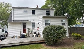 24 N Anita Pl, Amity Harbor, NY 11701