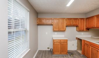 1817 Crescent Hl, Acworth, GA 30102