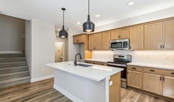 328 E Park Pl, Andover, KS 67002